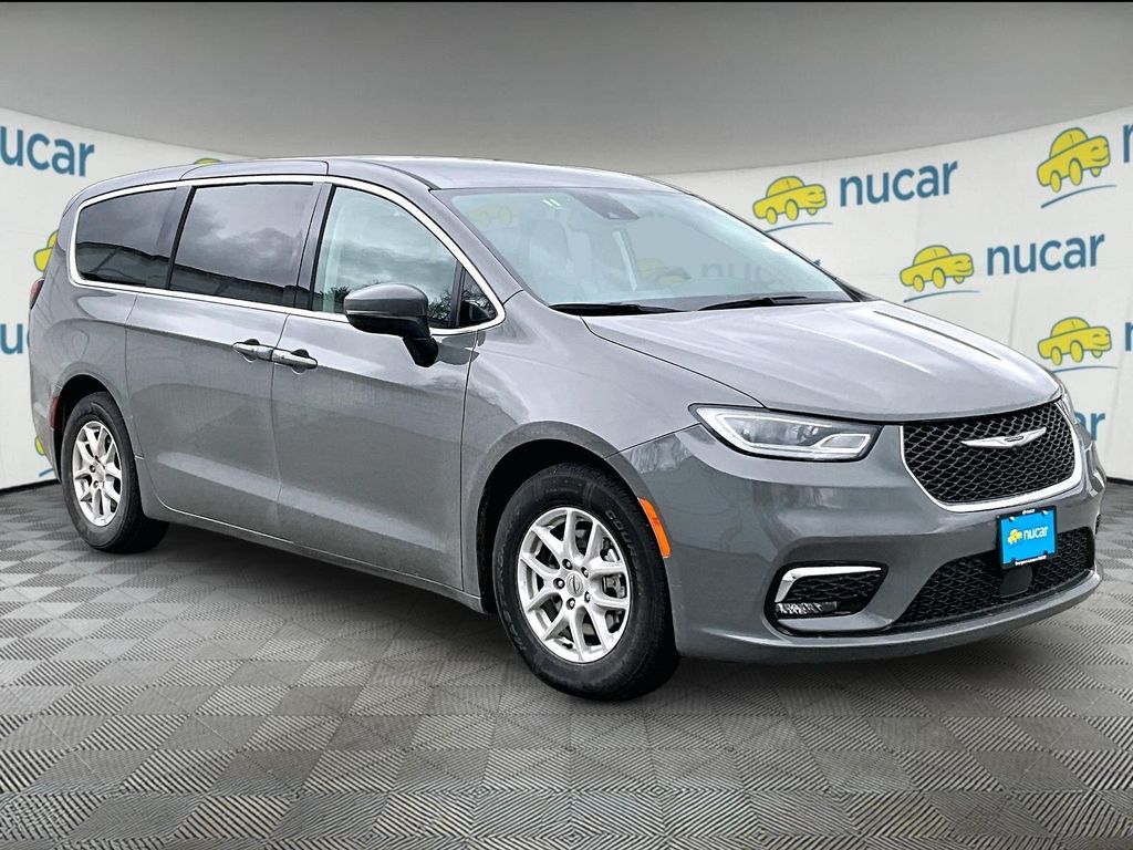 2023 Chrysler Pacifica Touring L FWD