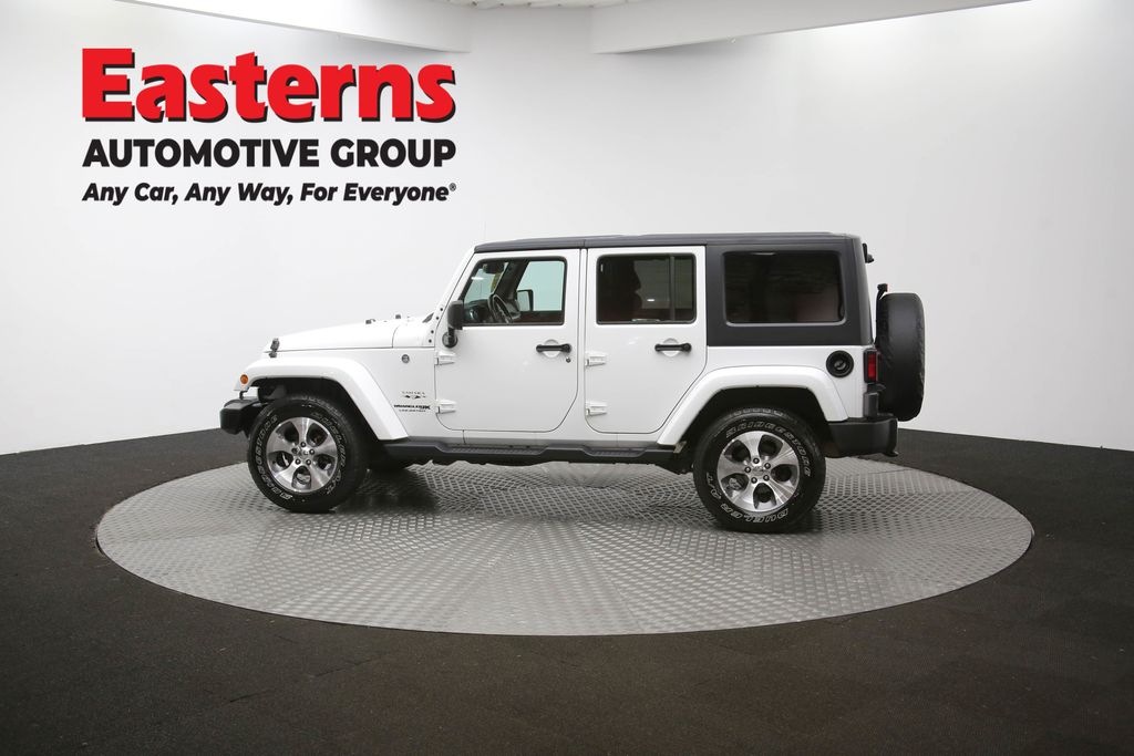 Used 2018 White Jeep Unlimited Sahara image 59