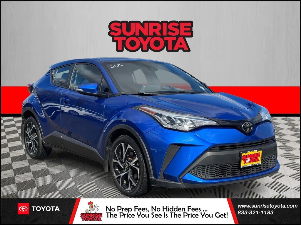 2022 Toyota C-HR XLE