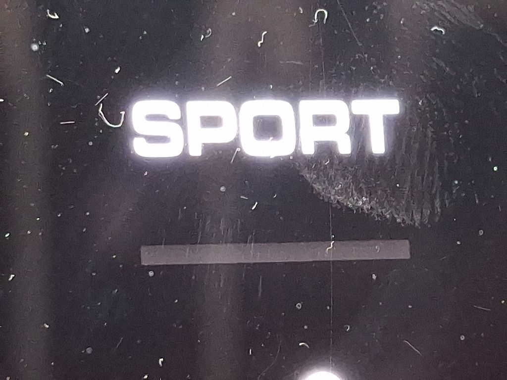 Thumbnail: 2023 Porsche Cayenne - 25