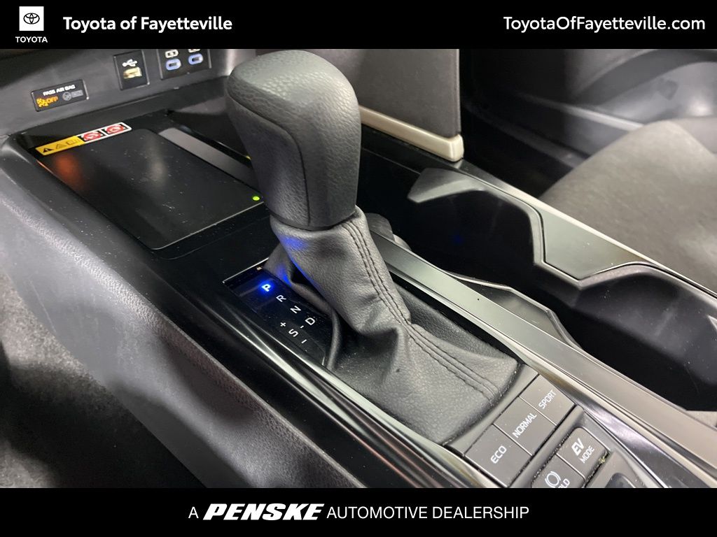 Thumbnail: 2025 Toyota Camry - 32