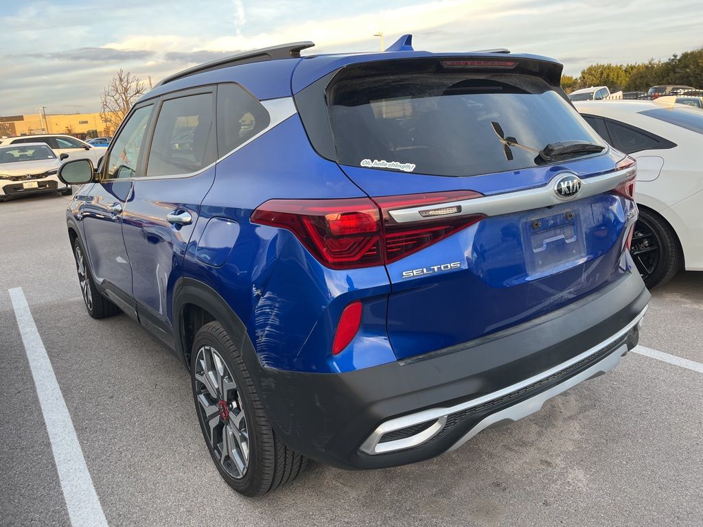 Thumbnail: 2021 Kia Seltos - 4