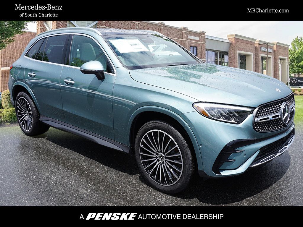 2025 Mercedes-Benz GLC 300 -
                Pineville, NC