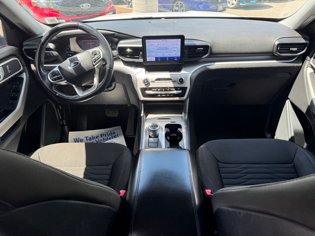 Used 2020 White Ford XLT image 24