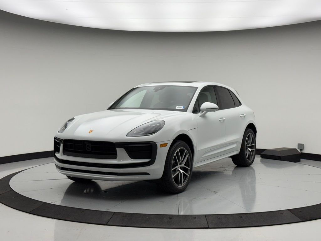 Thumbnail: 2026 Porsche Macan - 1
