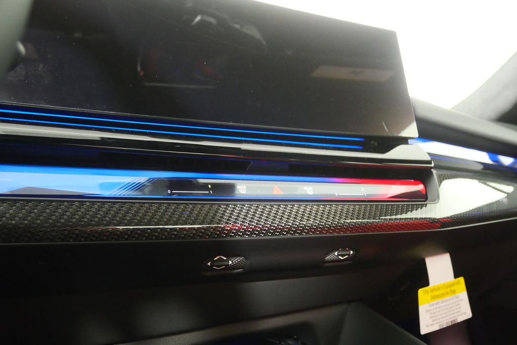 Thumbnail: 2026 BMW M5 - 23