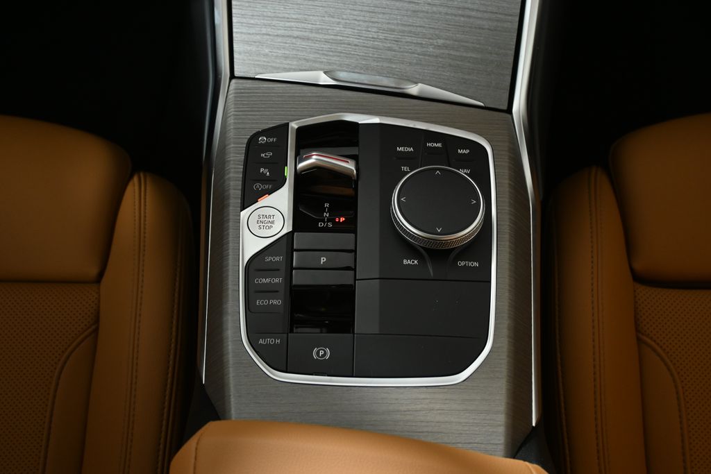 Thumbnail: 2026 BMW 3 Series - 25