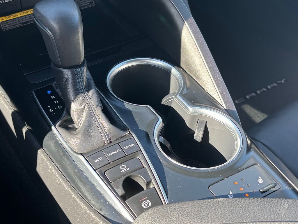 2019 Toyota Camry XSE photo
