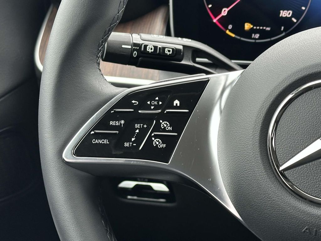2025 Mercedes-Benz GLC 350 20