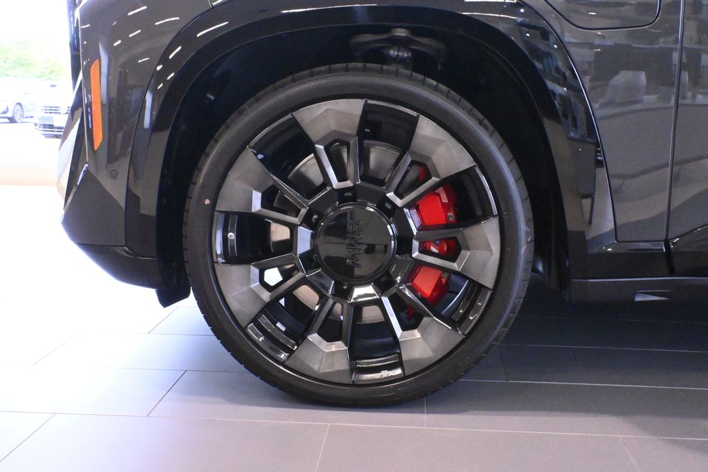 Thumbnail: 2026 BMW XM - 7