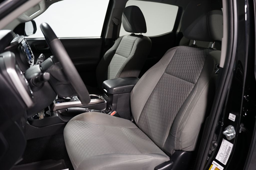2021 Toyota Tacoma SR5 24