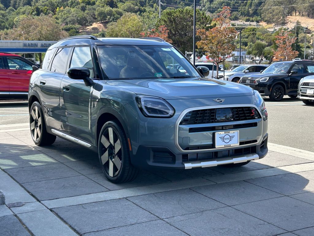 Thumbnail: 2027 MINI Cooper Countryman - 7