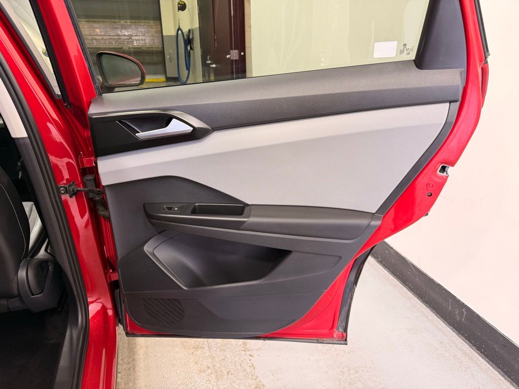 Thumbnail: 2023 Volkswagen Taos - 25