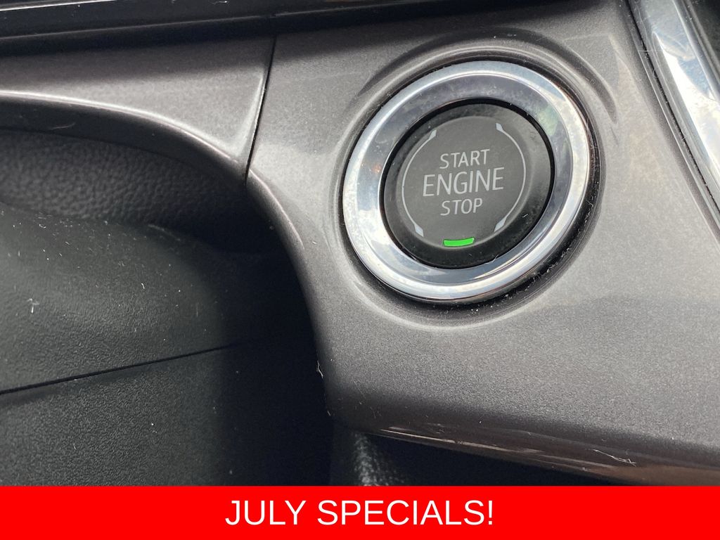 Used 2025 Chevrolet Trax SUV