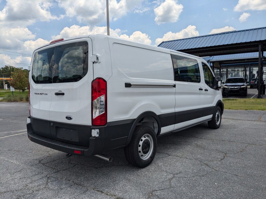 2025 Ford Transit 250
