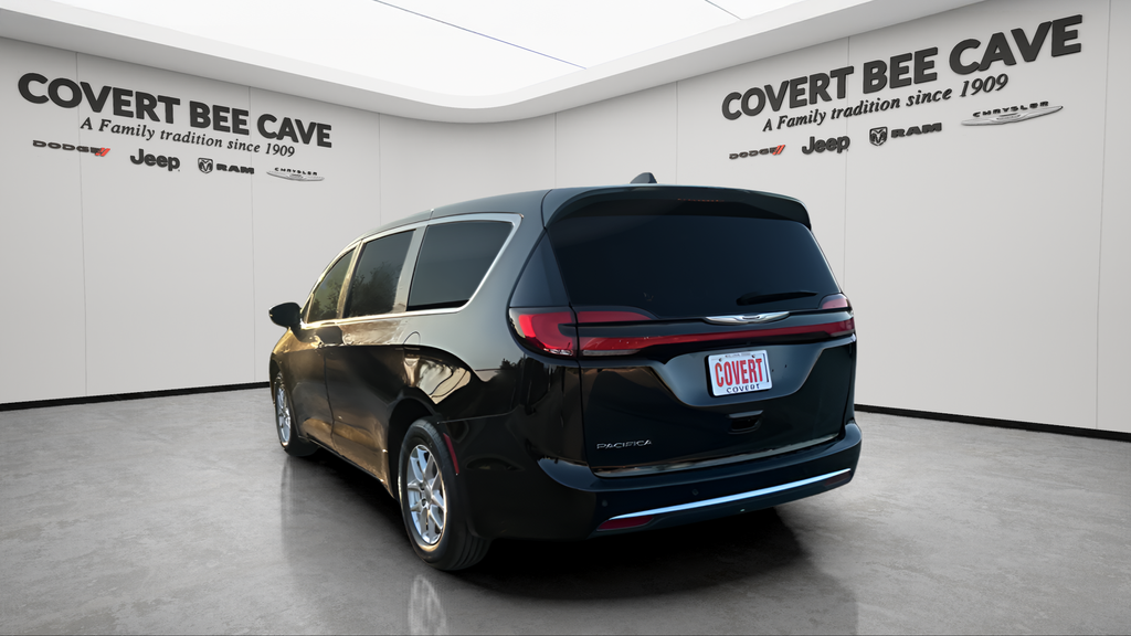 Used Car 2024 Chrysler Pacifica  Touring L For Sale Under $30,000 In Austin, Texas