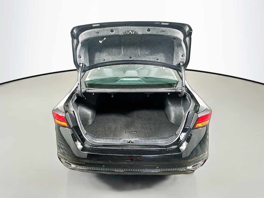 Used 2024 Black Nissan 2.5 SV image 29