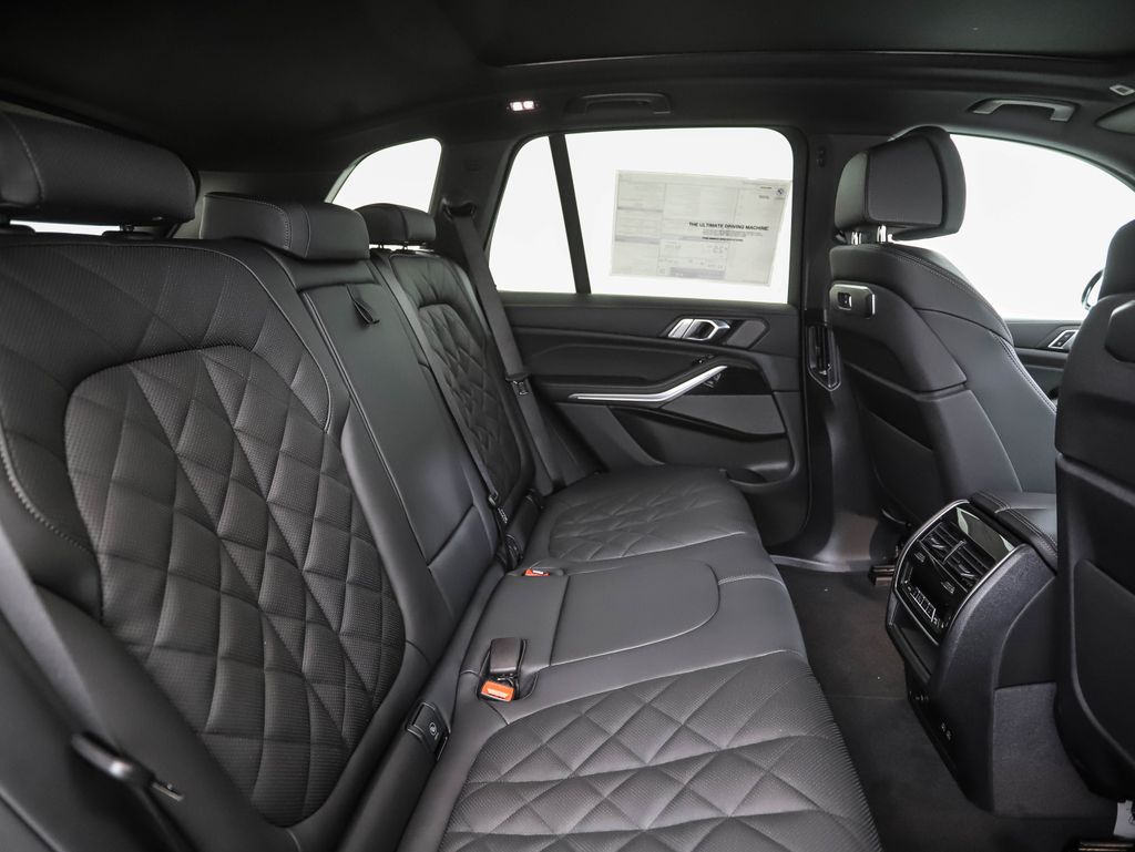 Thumbnail: 2026 BMW X5 - 27