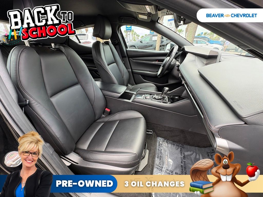 Used 2025 Mazda Mazda3 Hatchback