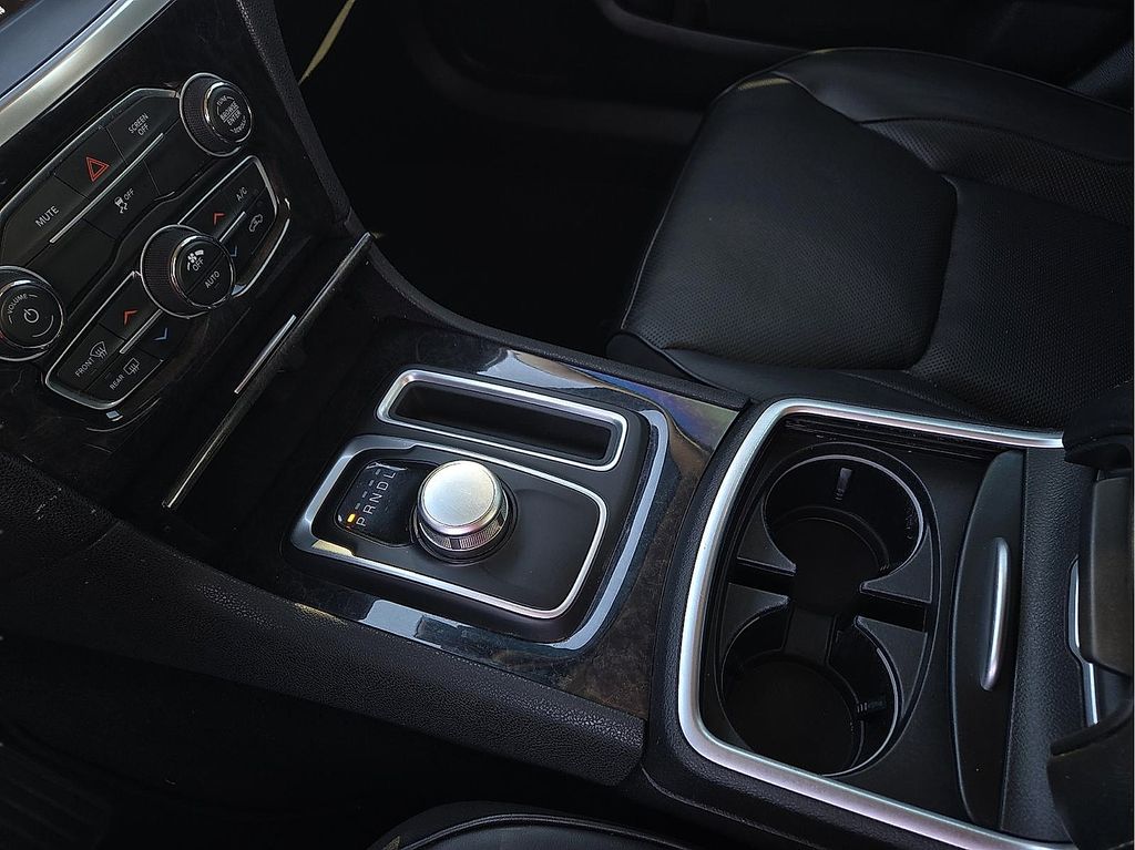 Used 2019 Chrysler 300 For Sale in Farmington, AR