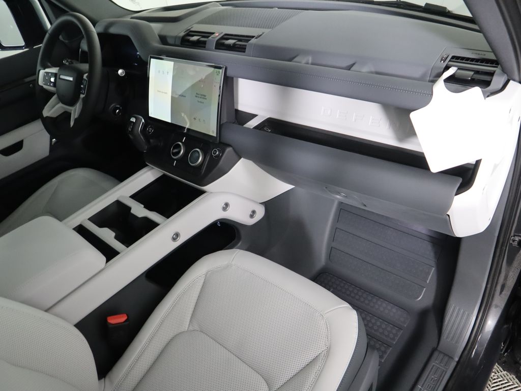 Thumbnail: 2026 Land Rover Defender - 19