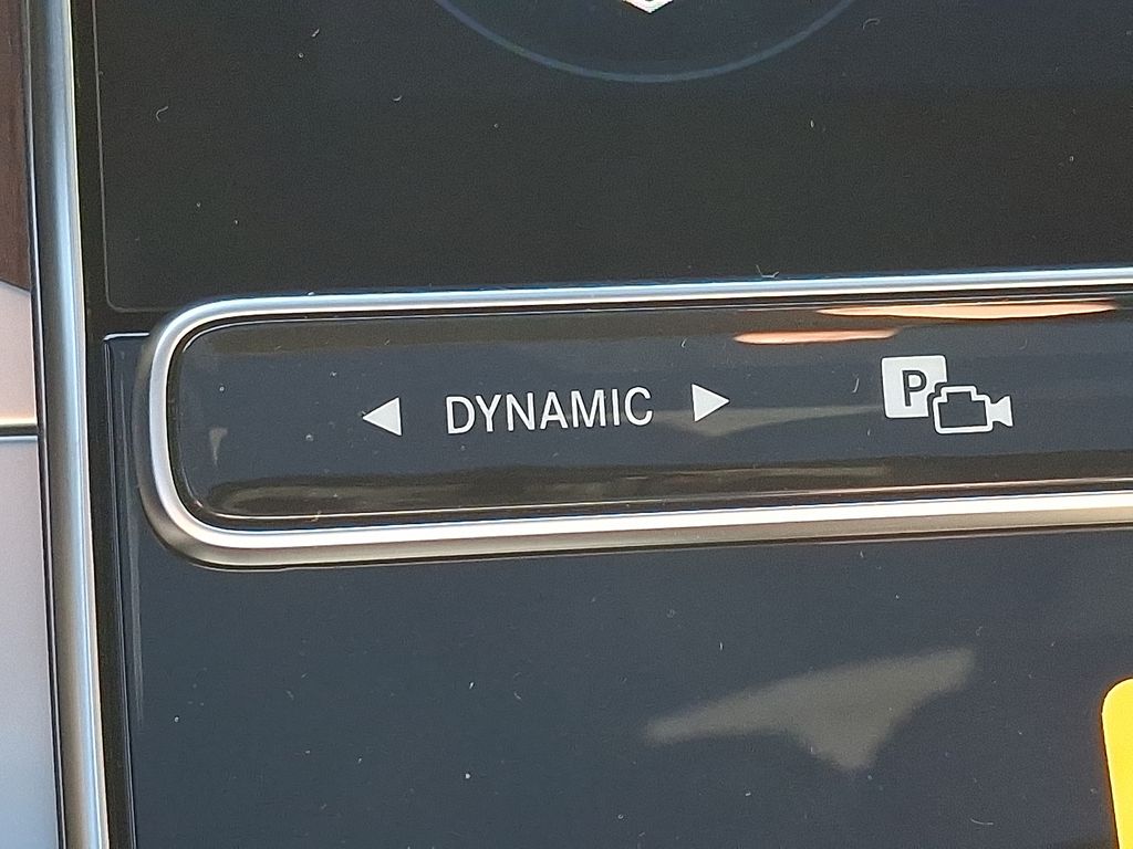 Thumbnail: 2026 Mercedes-Benz GLC - 19