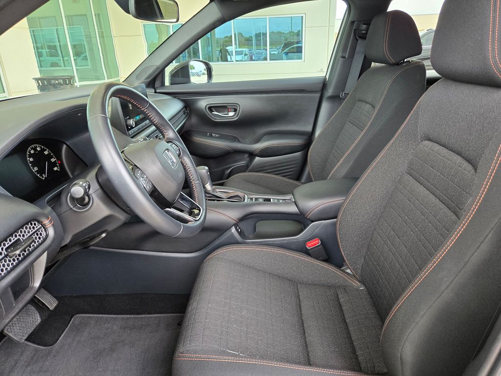 Used 2025 Honda HR-V SUV