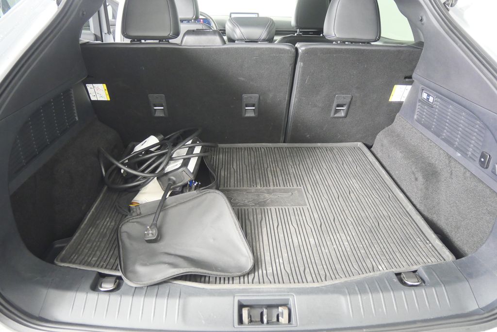 Thumbnail: 2022 Ford Mustang Mach-E - 14