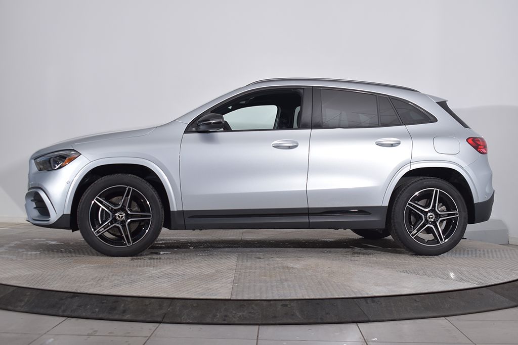 Thumbnail: 2026 Mercedes-Benz GLA - 2