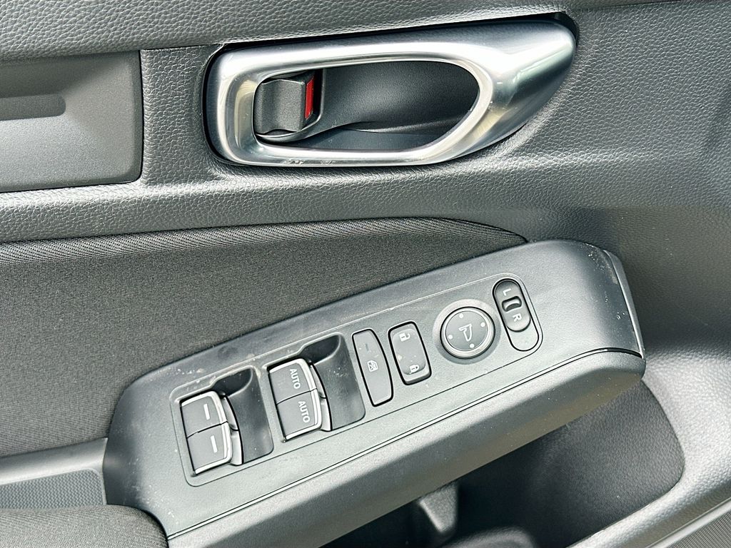 2025 Honda Civic Sport 18