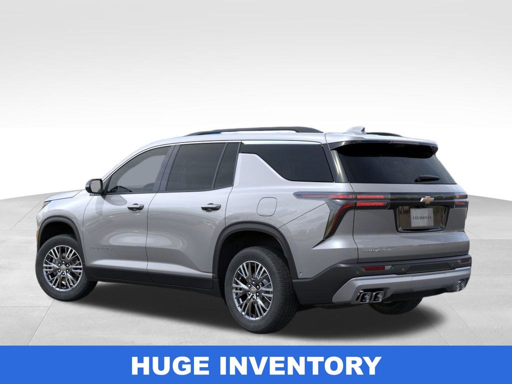 2025 Chevrolet Traverse LT 3