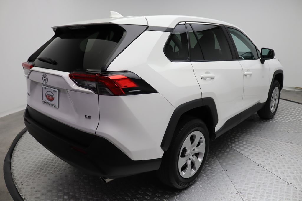 Thumbnail: 2023 Toyota RAV4 - 8