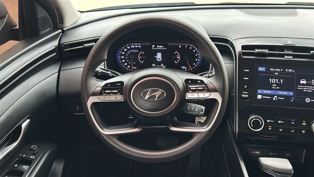 2024 Hyundai Tucson SE Gray at Classic Chevrolet Galveston