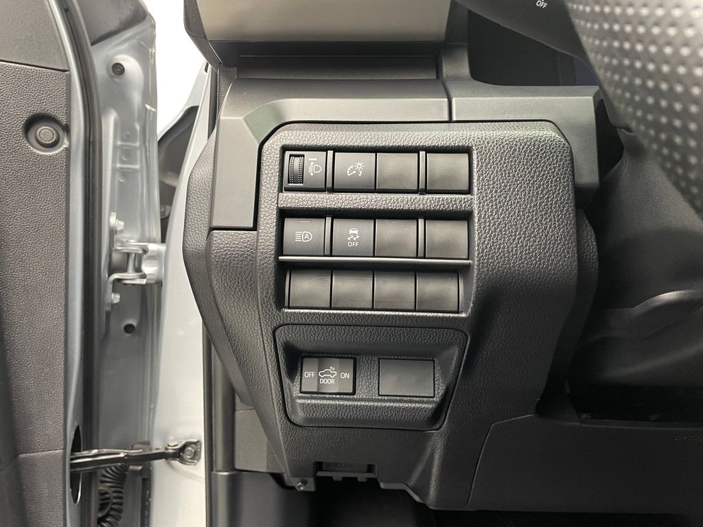 Thumbnail: 2025 Toyota Tacoma - 20