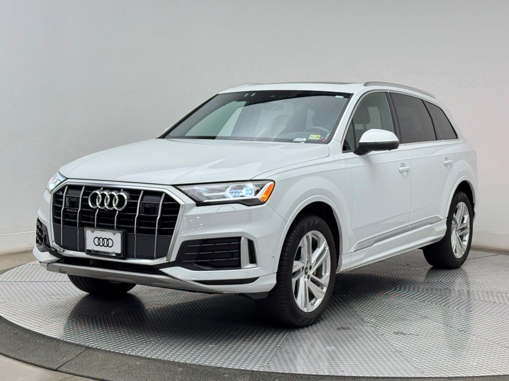 2023 Audi Q7 Premium 3