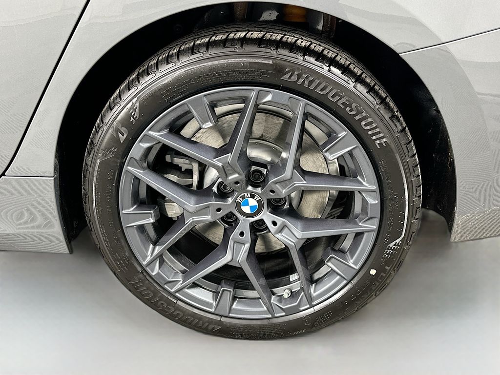 Thumbnail: 2026 BMW 3 Series - 23