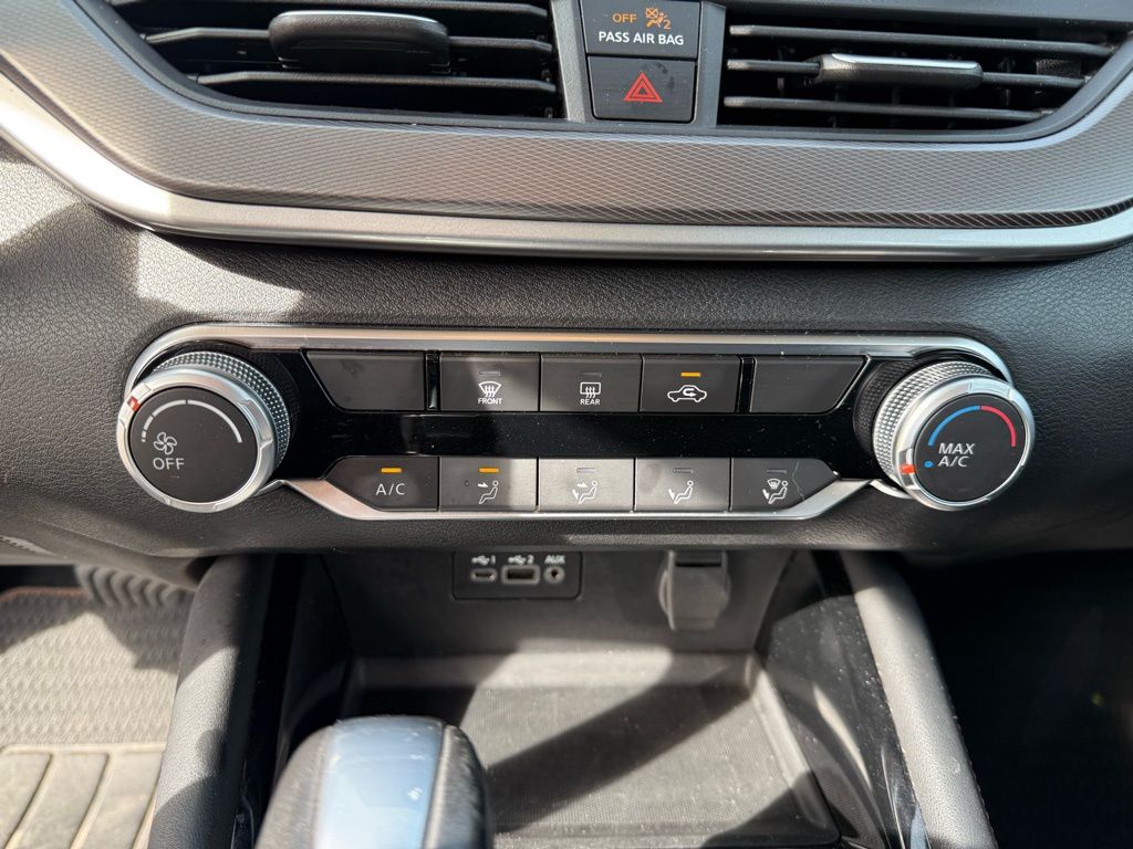 Thumbnail: 2024 Nissan Altima - 18