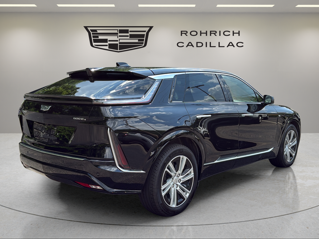2024 Cadillac LYRIQ