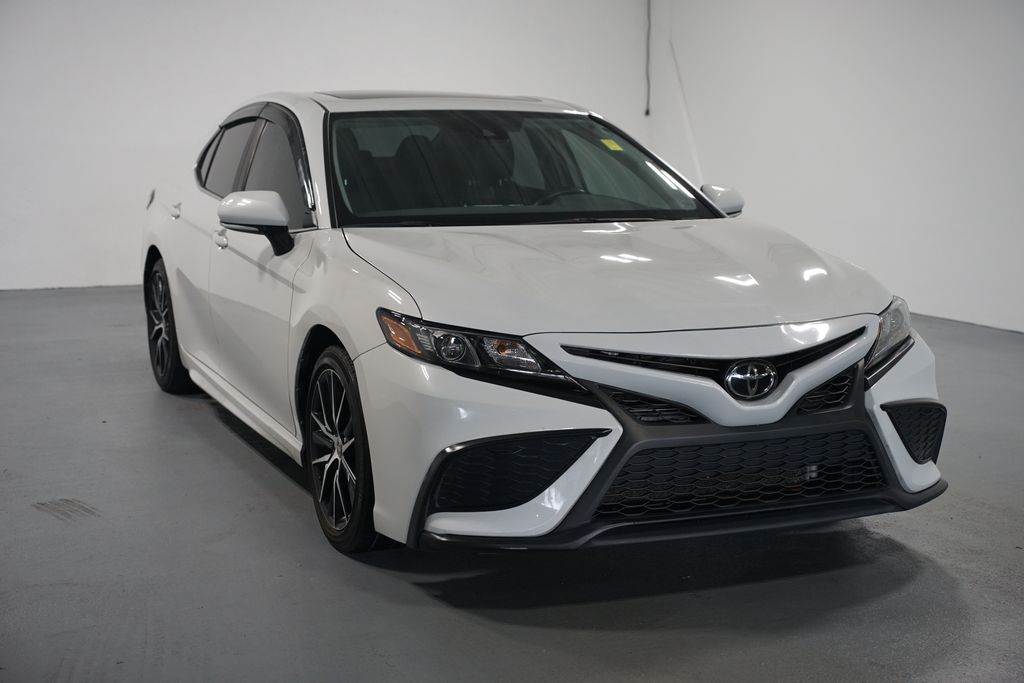 Thumbnail: 2024 Toyota Camry - 3