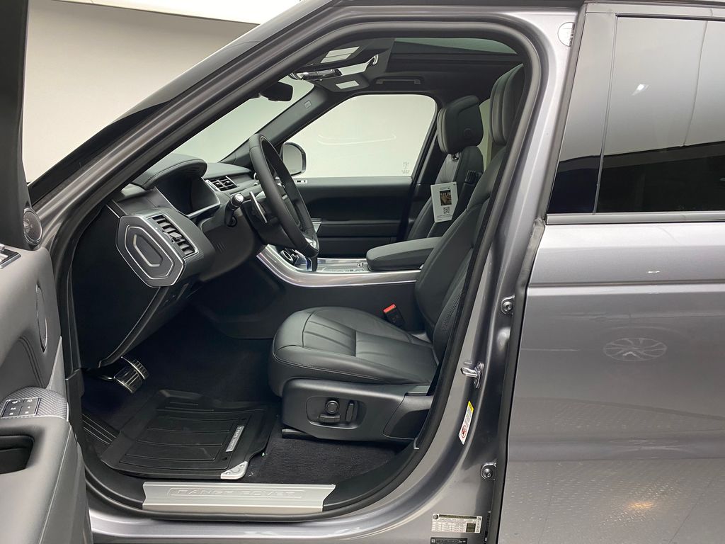 Thumbnail: 2020 Land Rover Range Rover Sport - 8