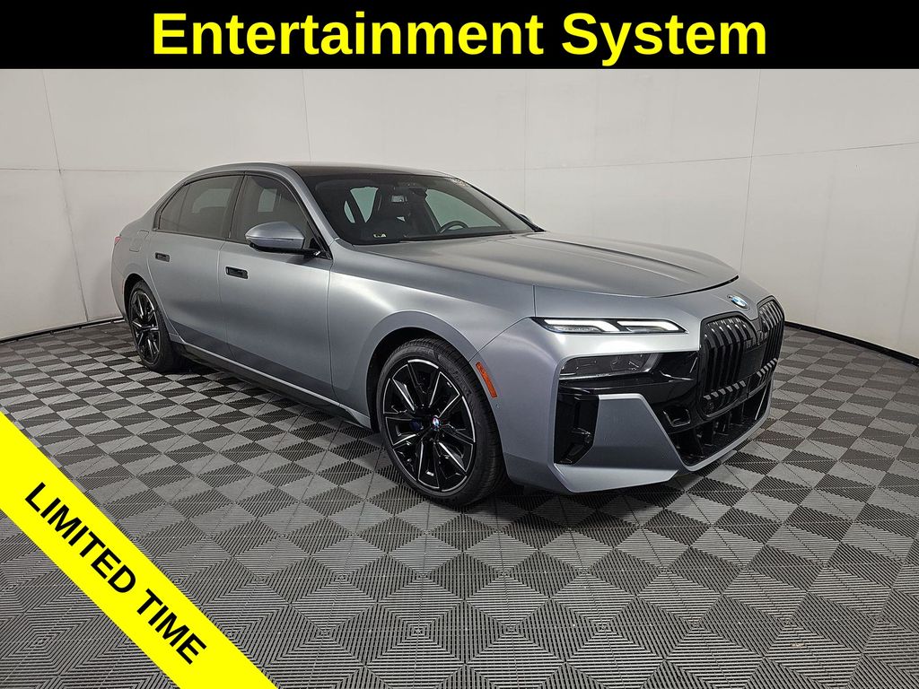 Gray Metallic 2023 BMW 7 Series Sedan All-Wheel Drive 8-Speed Automatic
