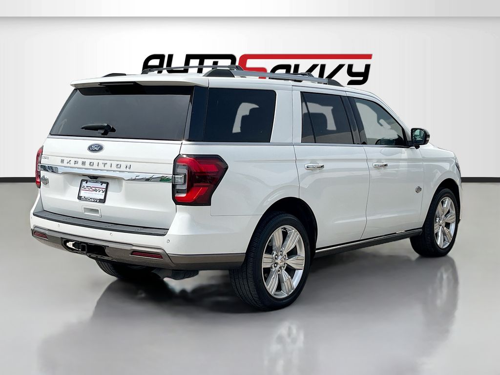 Used 2024 White Ford King Ranch image 7