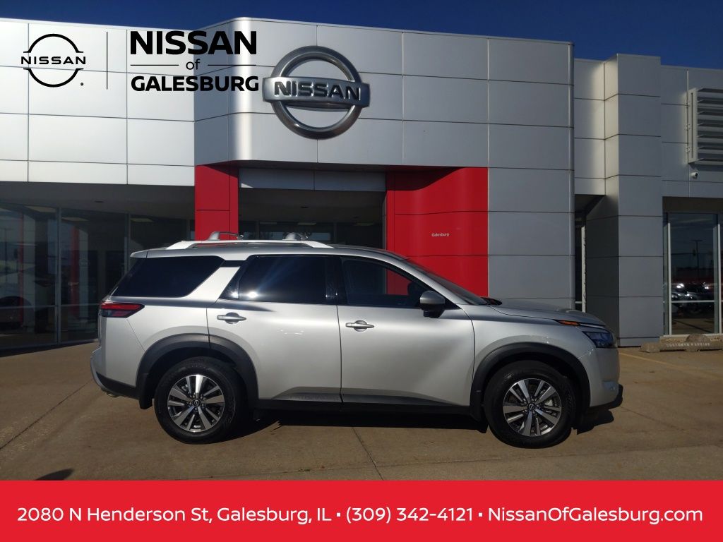 2025 Nissan Pathfinder SL 4WD
