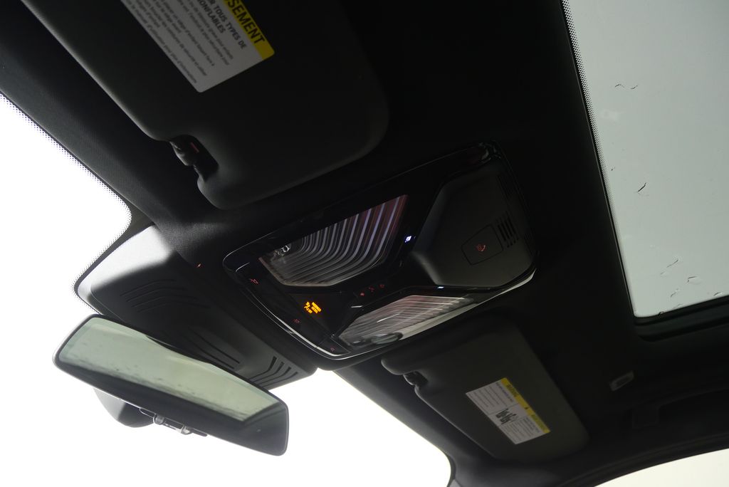 Thumbnail: 2023 BMW X3 - 21