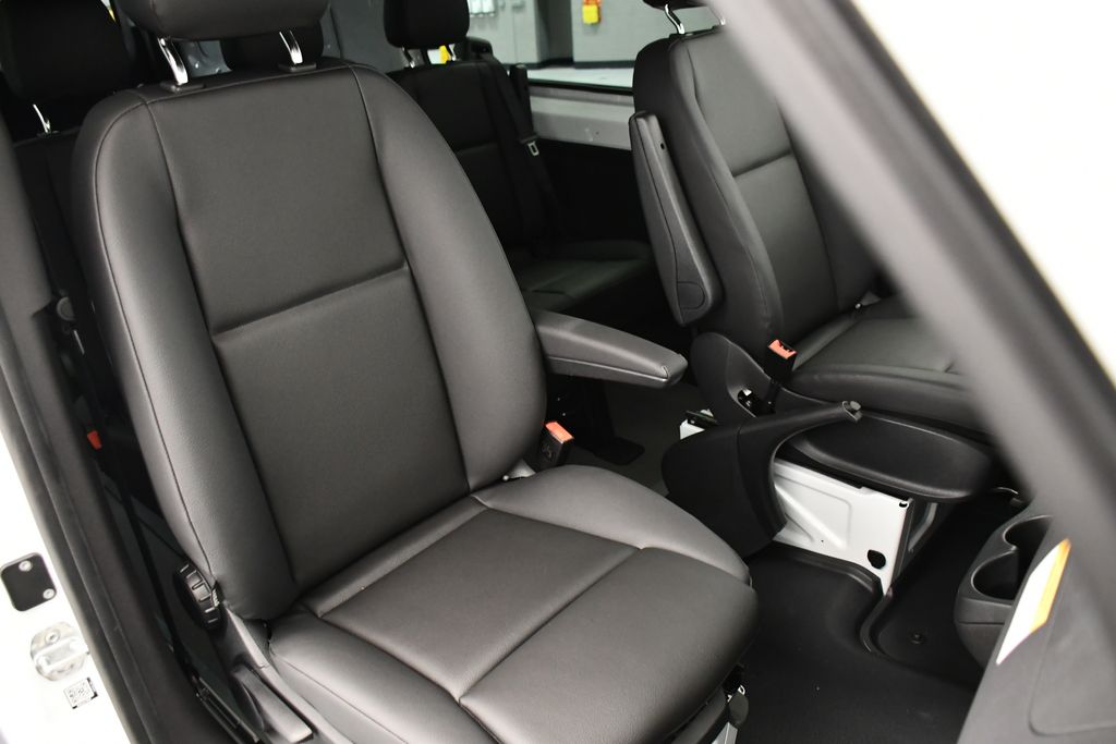 Thumbnail: 2025 Mercedes-Benz Sprinter - 30