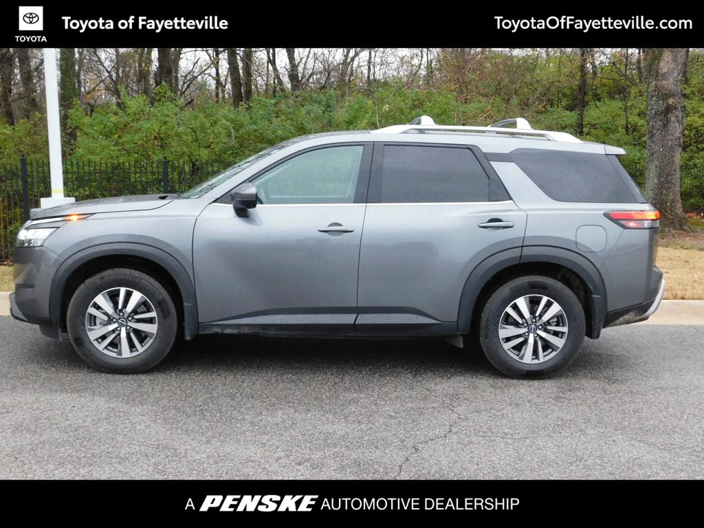 Thumbnail: 2024 Nissan Pathfinder - 2