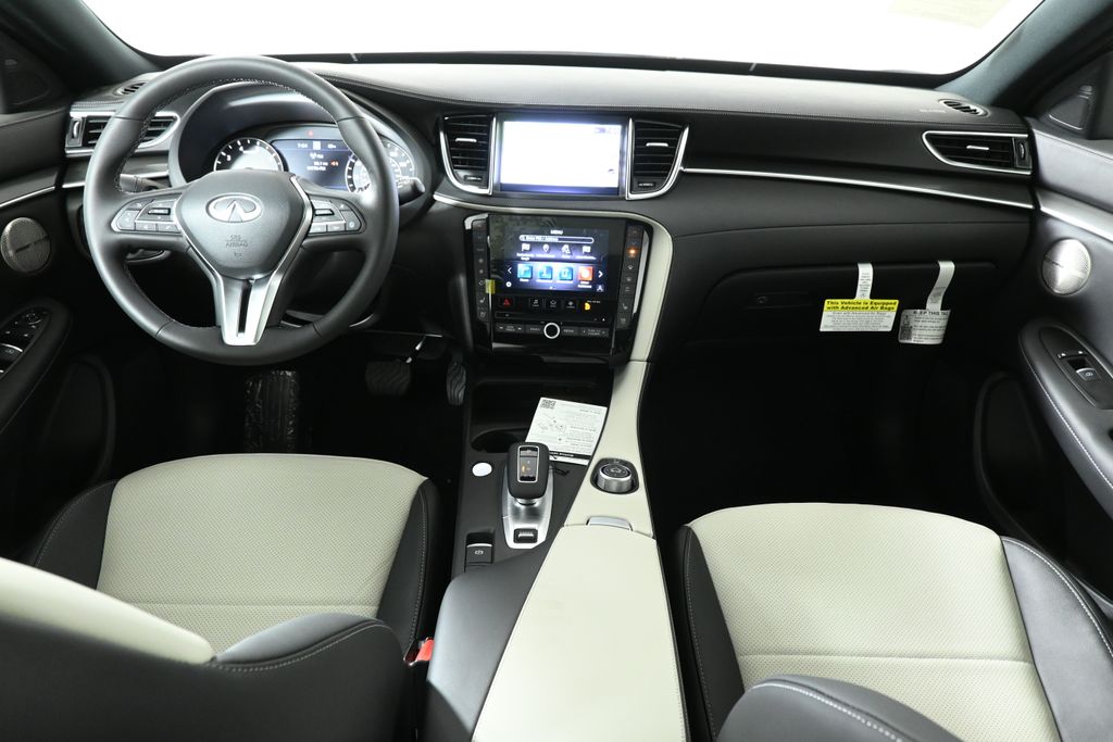 Thumbnail: 2025 INFINITI QX55 - 4
