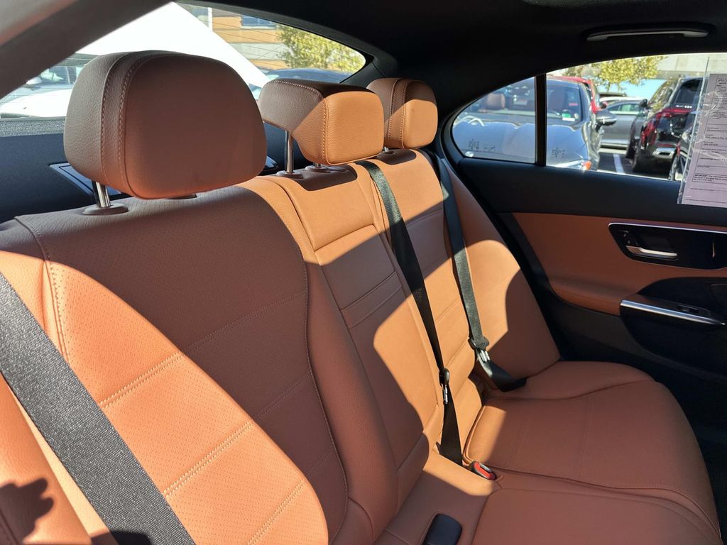 Thumbnail: 2025 Mercedes-Benz C-Class - 27