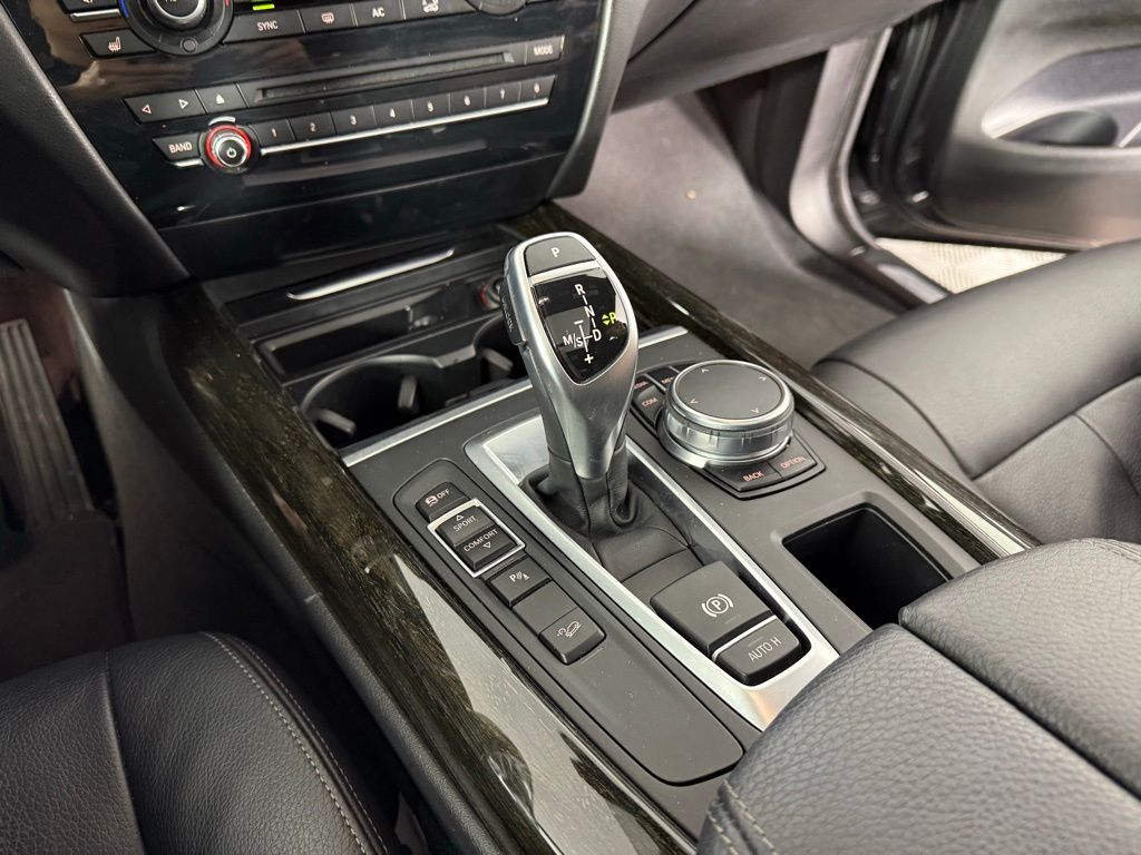 Thumbnail: 2018 BMW X5 - 16