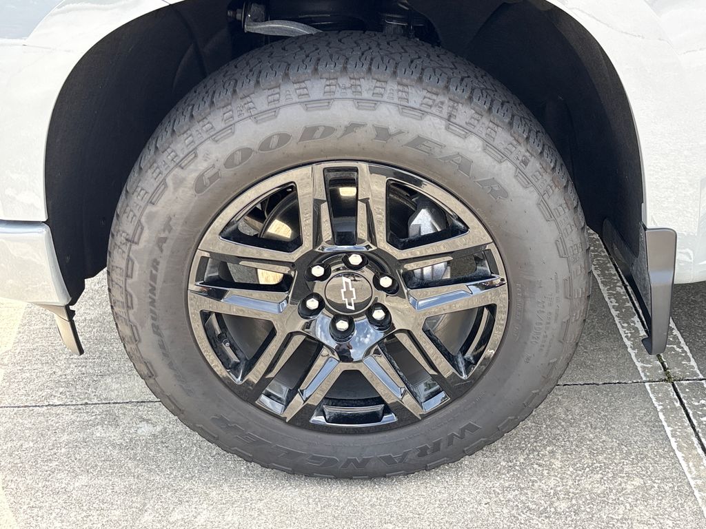 Certified Used 2025 Gray Chevrolet RST image 12
